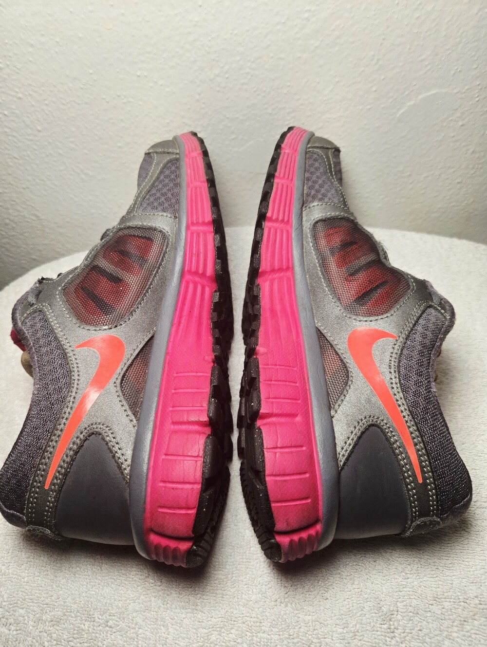 Nike Womens Size 7 Dual Fusion ST 2 Running Shoes Gray Pink Silver 454240-066 - Picture 3 of 10